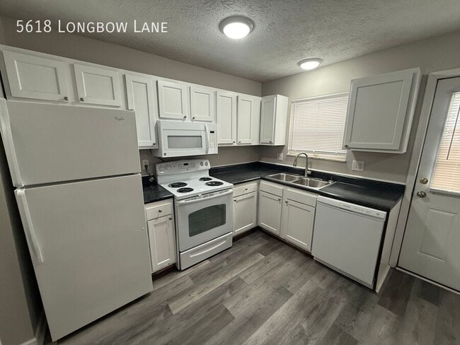 Building Photo - 5618 Longbow Ln