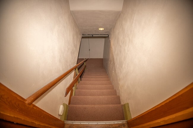 Building Photo - 710 Jackson St