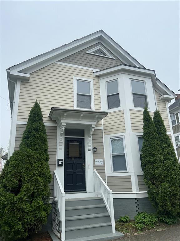 Building Photo - 179 Ivy St