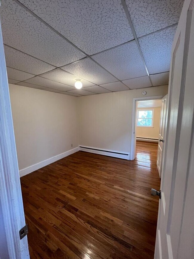 Building Photo - 1339 Good St