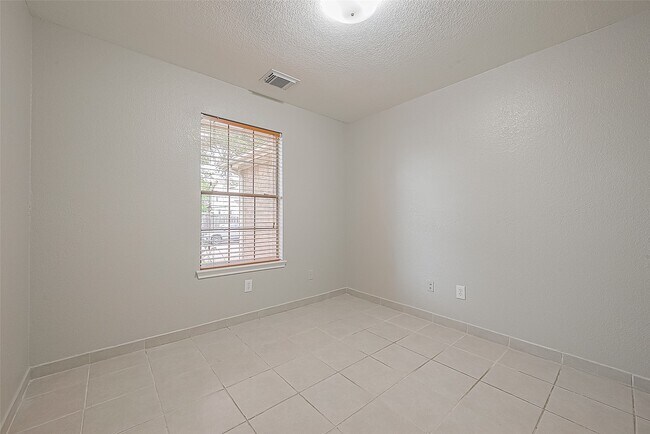 Building Photo - 3727 Morning Cove Ln