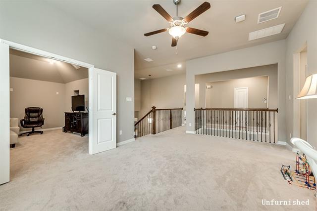 Building Photo - 17642 Pinyon Ln