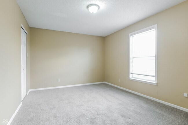 Building Photo - 944 Shenandoah Way