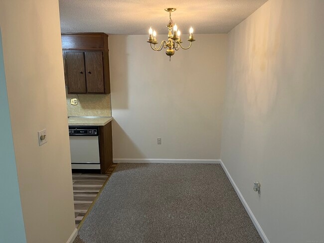 Building Photo - 64 Oxbow Dr