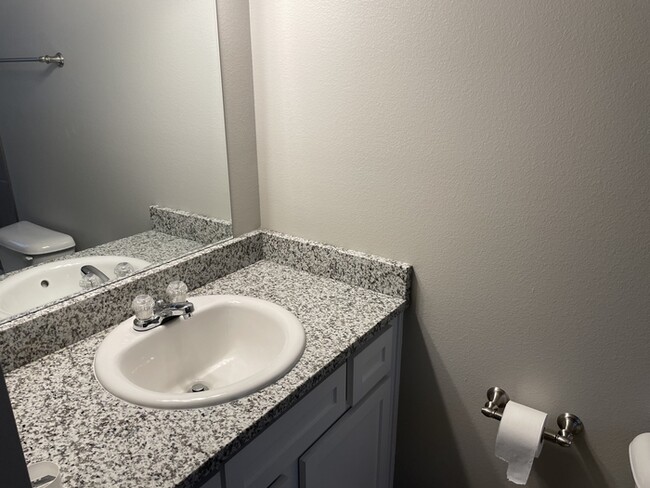 Building Photo - Totally Remodeled 2 bedroom 1.5 bath Townh...