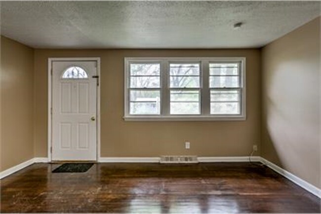 Building Photo - 6310 N 47th St
