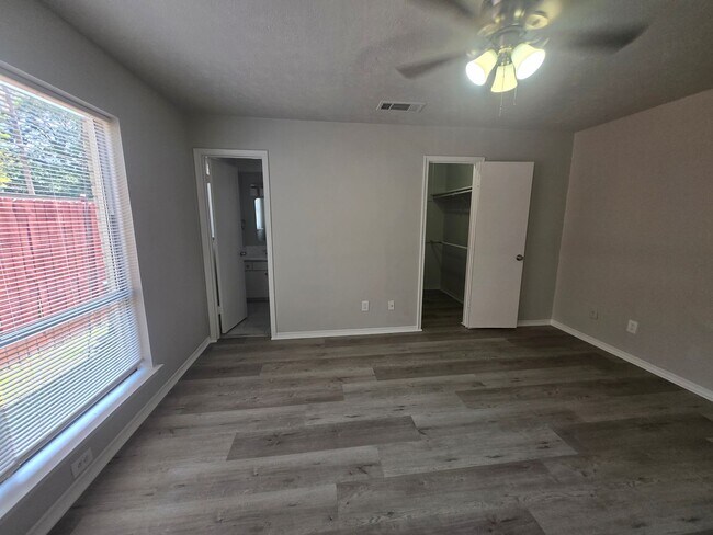 Building Photo - 13441 Blossomheath Ln