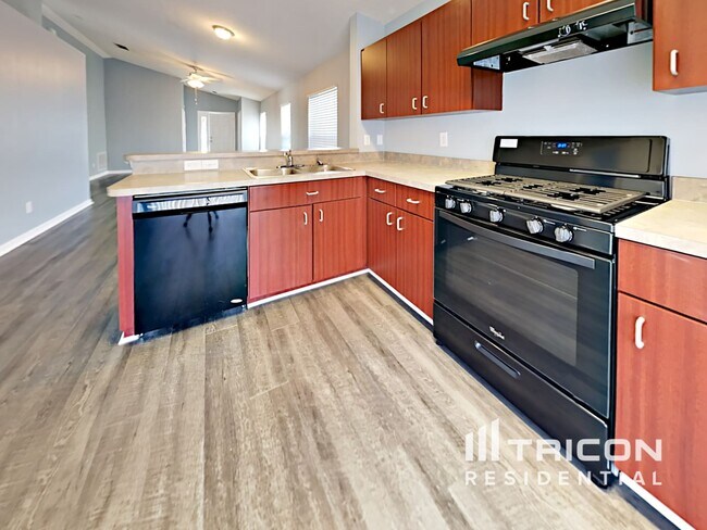 Building Photo - 7520 Oxford Garden Cir