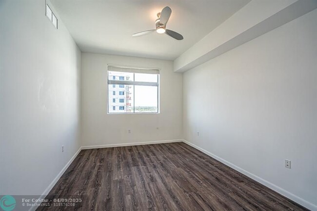 Building Photo - 140 S Dixie Hwy