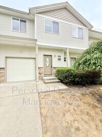 Building Photo - 855 NW Ivy St