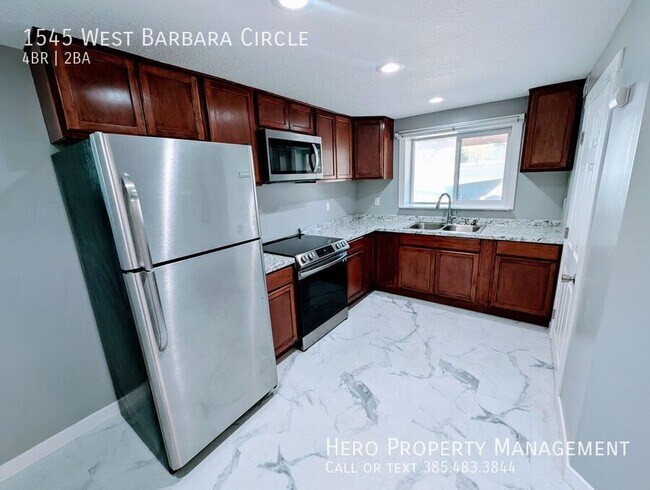 Building Photo - 1545 Barbara Cir