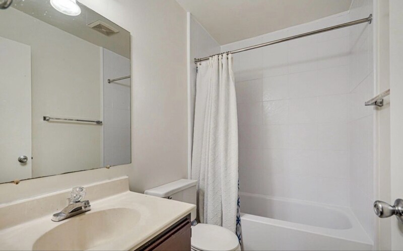 Building Photo - 15304 Gunsmith Terrace