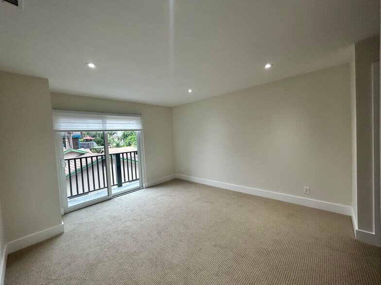 Primary Bedroom - 151 Albert Pl