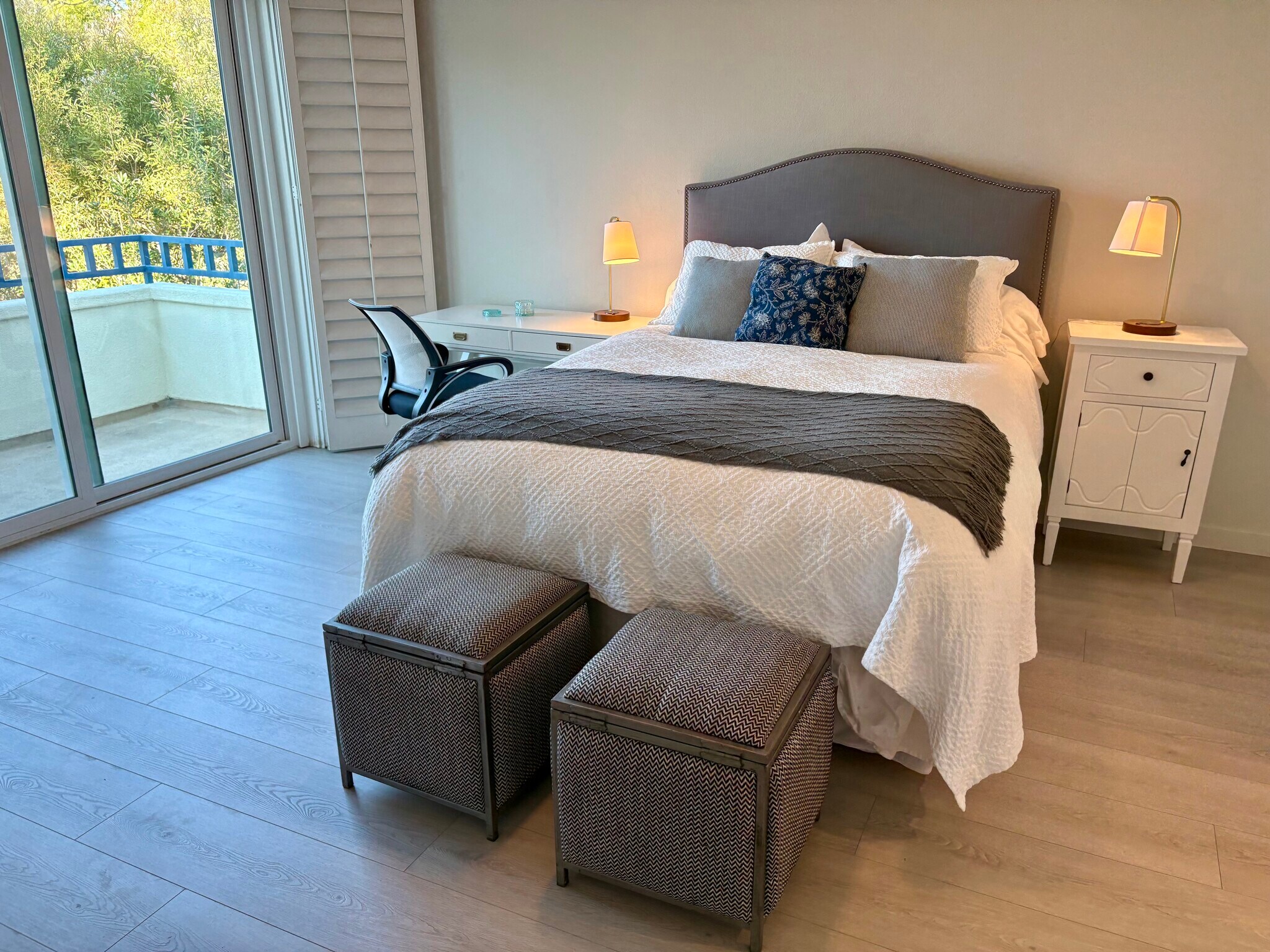 Main bedroom - 6483 Zuma View Pl