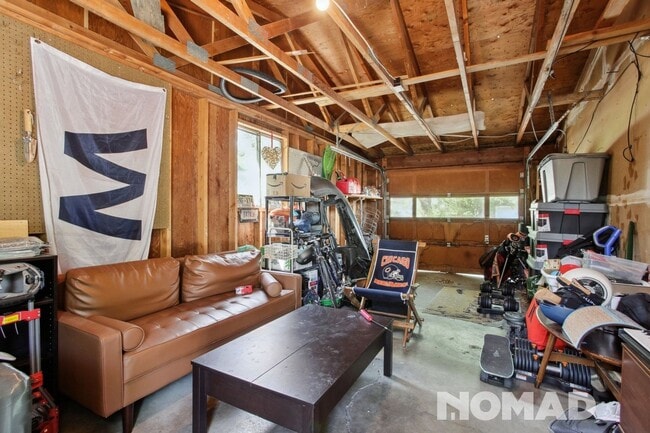 Building Photo - Charming 3BR Townhome in Boulder