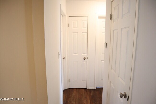 Building Photo - 721 Burnt Tavern Rd