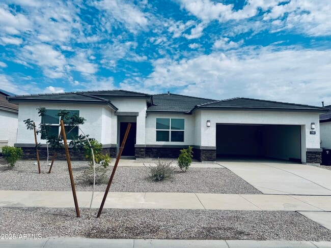 Primary Photo - 15402 W Cottontail Ln