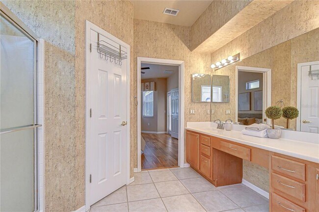 Building Photo - 8005 Shaddock Pl