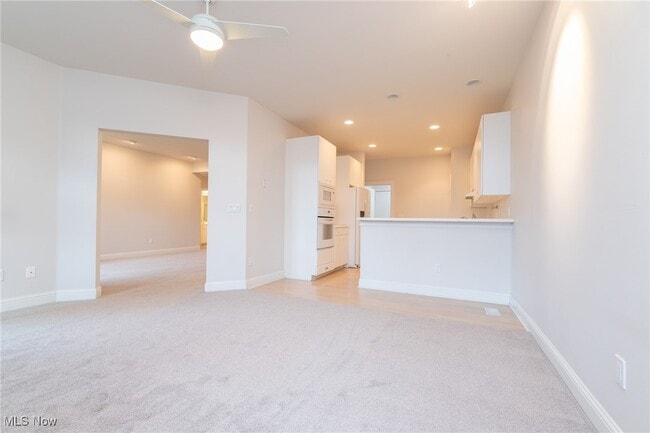 Building Photo - 3194 Richmond Rd