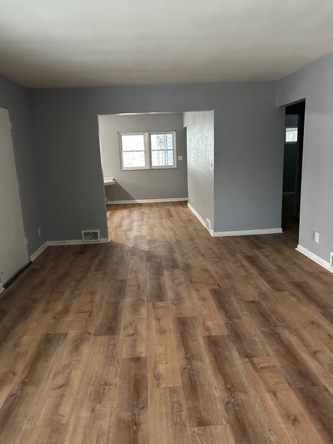 Building Photo - 2730 6th Ave