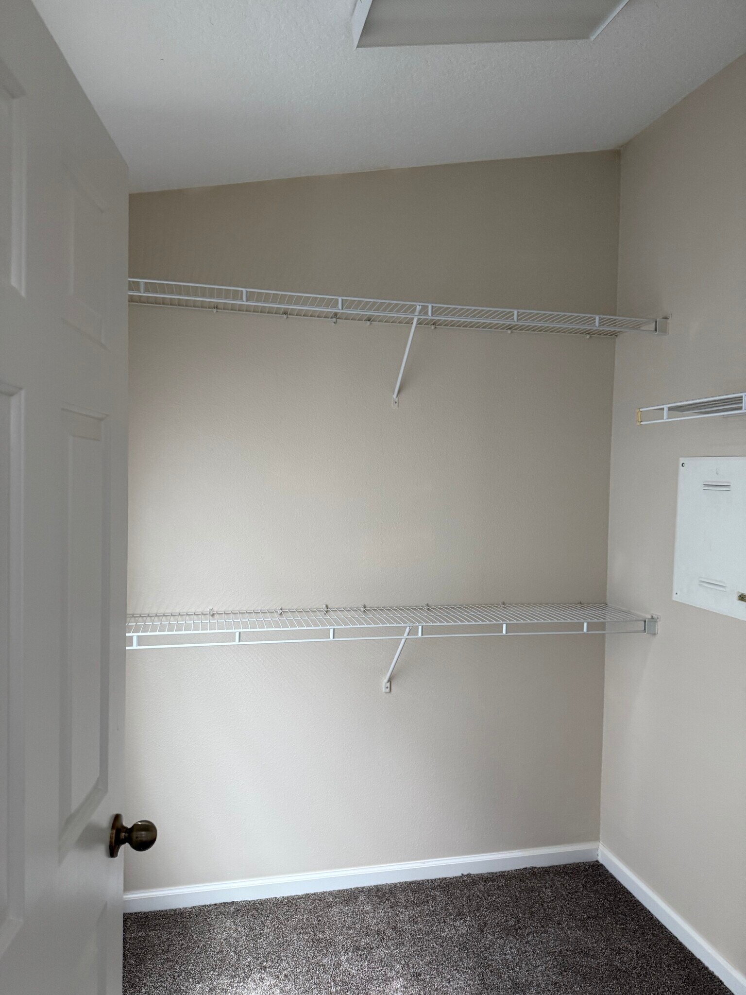 Walk in closet - 13493 Prism Ct