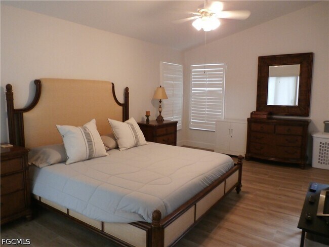 Building Photo - 16252 Kelly Woods Dr
