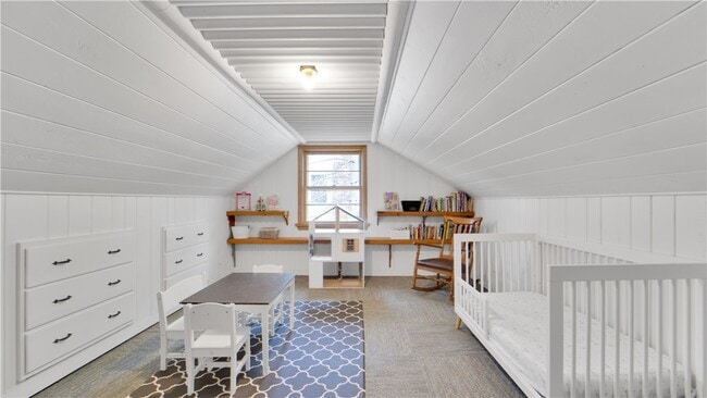 Building Photo - 288 Oakridge Dr