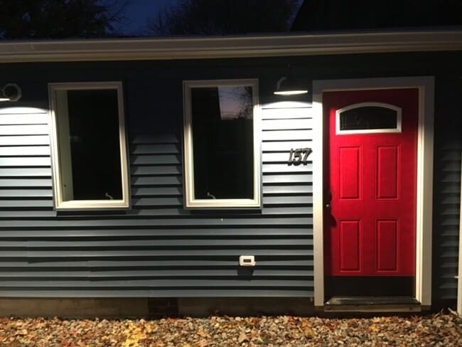 Primary Photo - Oversized 3BR/3BA Luxury Home in Wooster S...