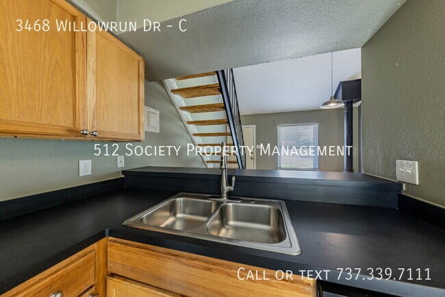 Building Photo - 3468 Willowrun Dr