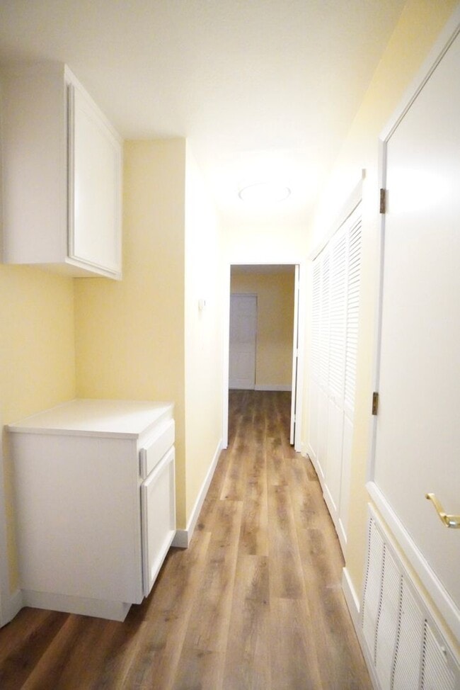 Building Photo - 2 Bedroom 2 Bathroom Condo in Citrus Heights