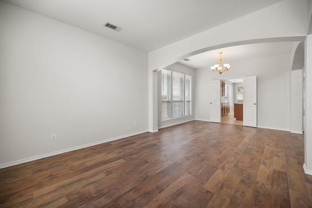 Building Photo - 4208 Glen Garden Dr