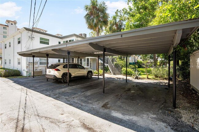 Building Photo - 1330 Snell Isle Blvd NE