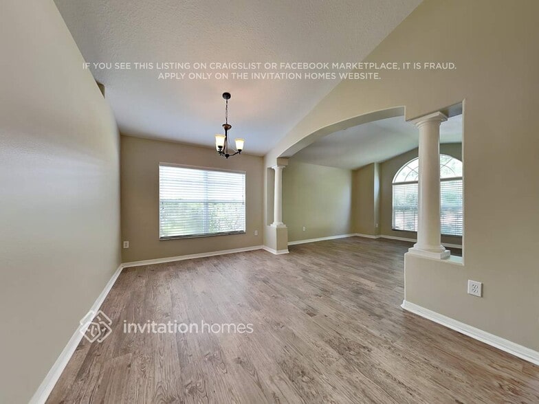 Building Photo - 12048 Fall Creek Ct