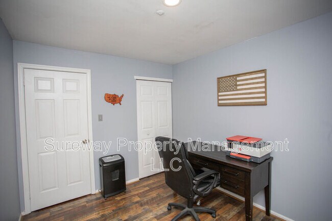 Building Photo - 4208 Aberdeen Ln