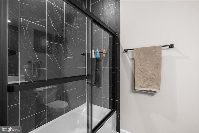 Building Photo - 154 Nevermore Dr