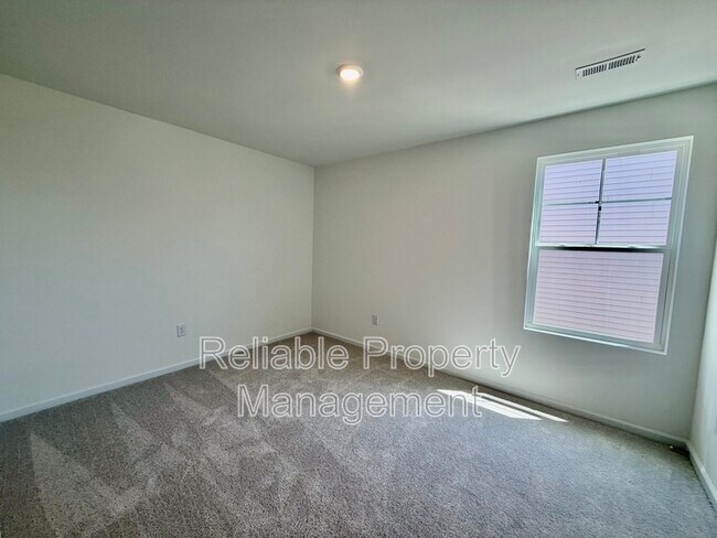 Building Photo - 354 Beachcomber Dr