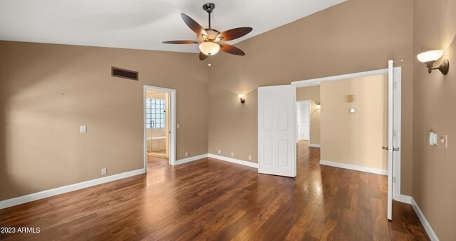 Building Photo - 4104 E Palo Brea Ln