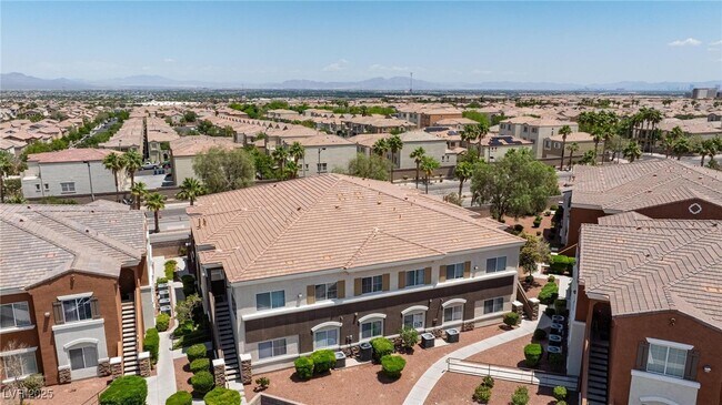 Building Photo - 9303 Gilcrease Ave