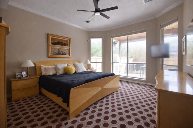 Building Photo - 3803 Shadow Royal Dr