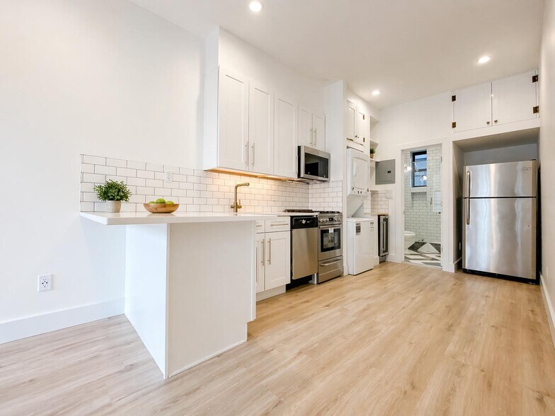 Building Photo - 189 Jefferson Ave