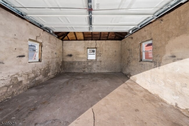 Building Photo - 78 Anderson St