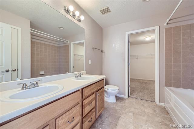 Building Photo - 5960 Jaguar Way