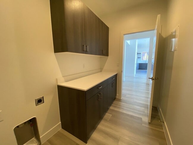 Building Photo - Green Springs Home near Golf Course and Sh...