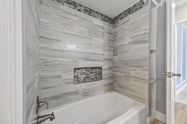 Building Photo - 206 Mill Trail Dr