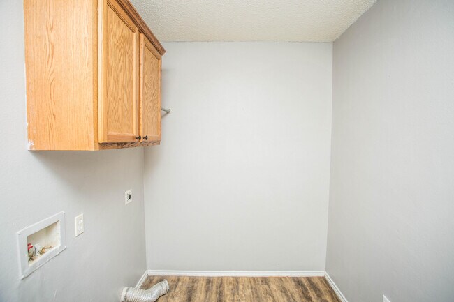 Building Photo - 6536 86th St