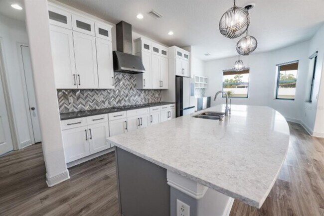 Building Photo - 913 Buckhurst Dr