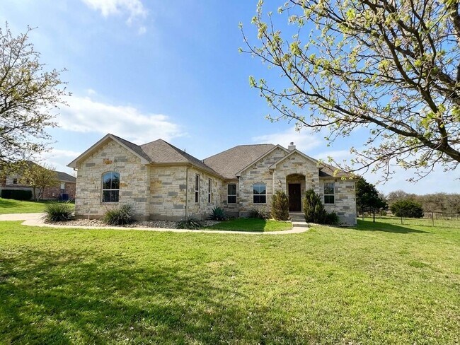 Building Photo - **APPLICATION RECEIVED** AVAILABLE NOW! One-of-a-Kind Luxury Estate | 5BD/3BA on 2 Acres in Liber...