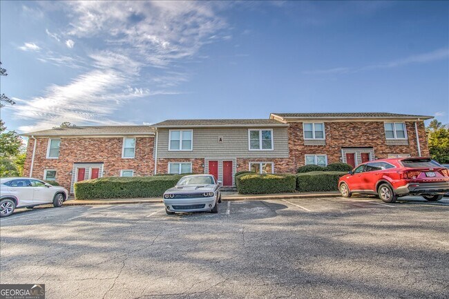 Building Photo - 2201 Walden Dr