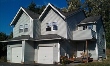 Building Photo - 1838/1840 Valencia St