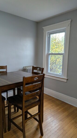 Building Photo - 61 Hirschfield Dr